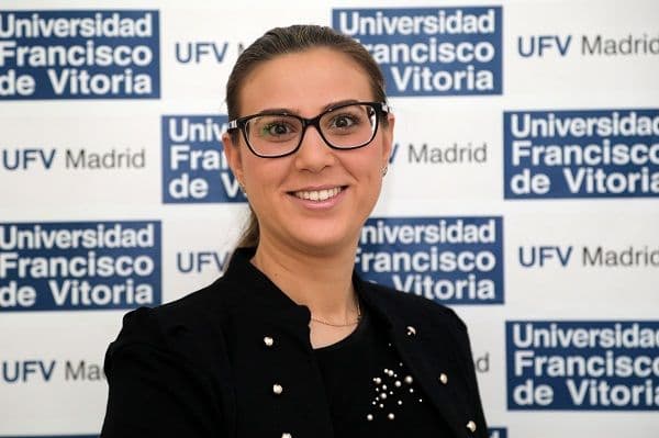 Almudena Crespo, profesora de la UFV, defiende su Tesis Doctoral con Sobresaliente Cum Laude | UFV Almudena-Crespo-Cañizares-1 Almudena Crespo, profesora de la UFV, defiende su Tesis Doctoral con Sobresaliente Cum Laude | UFV Estudiar en Universidad Privada Madrid