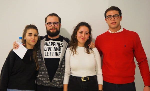 Dos alumnas del Grado en Publicidad de la UFV, ganadoras del I Hackaton Día E de Creatividad y Negocio 2019 | UFV Alumnas-Publicidad-UFV-1-e1573572701782 Dos alumnas del Grado en Publicidad de la UFV, ganadoras del I Hackaton Día E de Creatividad y Negocio 2019 | UFV Estudiar en Universidad Privada Madrid