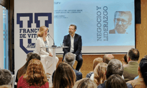 La Universidad Francisco de Vitoria celebra 30 ediciones de sus programas de liderazgo y coaching con el evento “La Revolución Humana. La Evolución del Liderazgo” | UFV Captura-de-pantalla-2024-05-29-a-las-10.38.02-300x180 La Universidad Francisco de Vitoria celebra 30 ediciones de sus programas de liderazgo y coaching con el evento “La Revolución Humana. La Evolución del Liderazgo” | UFV Estudiar en Universidad Privada Madrid