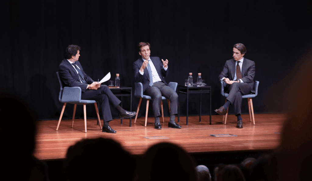El alcalde de Madrid, José Luis Martínez-Almeida, inspira a los alumnos del Máster en Acción Política de la UFV con una charla sobre liderazgo transformador y compromiso social | UFV Captura-de-pantalla-2024-11-12-a-las-10.02.55-1024x593 El alcalde de Madrid, José Luis Martínez-Almeida, inspira a los alumnos del Máster en Acción Política de la UFV con una charla sobre liderazgo transformador y compromiso social | UFV Estudiar en Universidad Privada Madrid