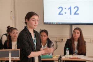 Más de 50 centros educativos inscritos en la XII Edición del Torneo Intermunicipal de Debate Escolar | UFV Captura-de-pantalla-2024-12-18-a-las-18.01.32-300x200 Más de 50 centros educativos inscritos en la XII Edición del Torneo Intermunicipal de Debate Escolar | UFV Estudiar en Universidad Privada Madrid