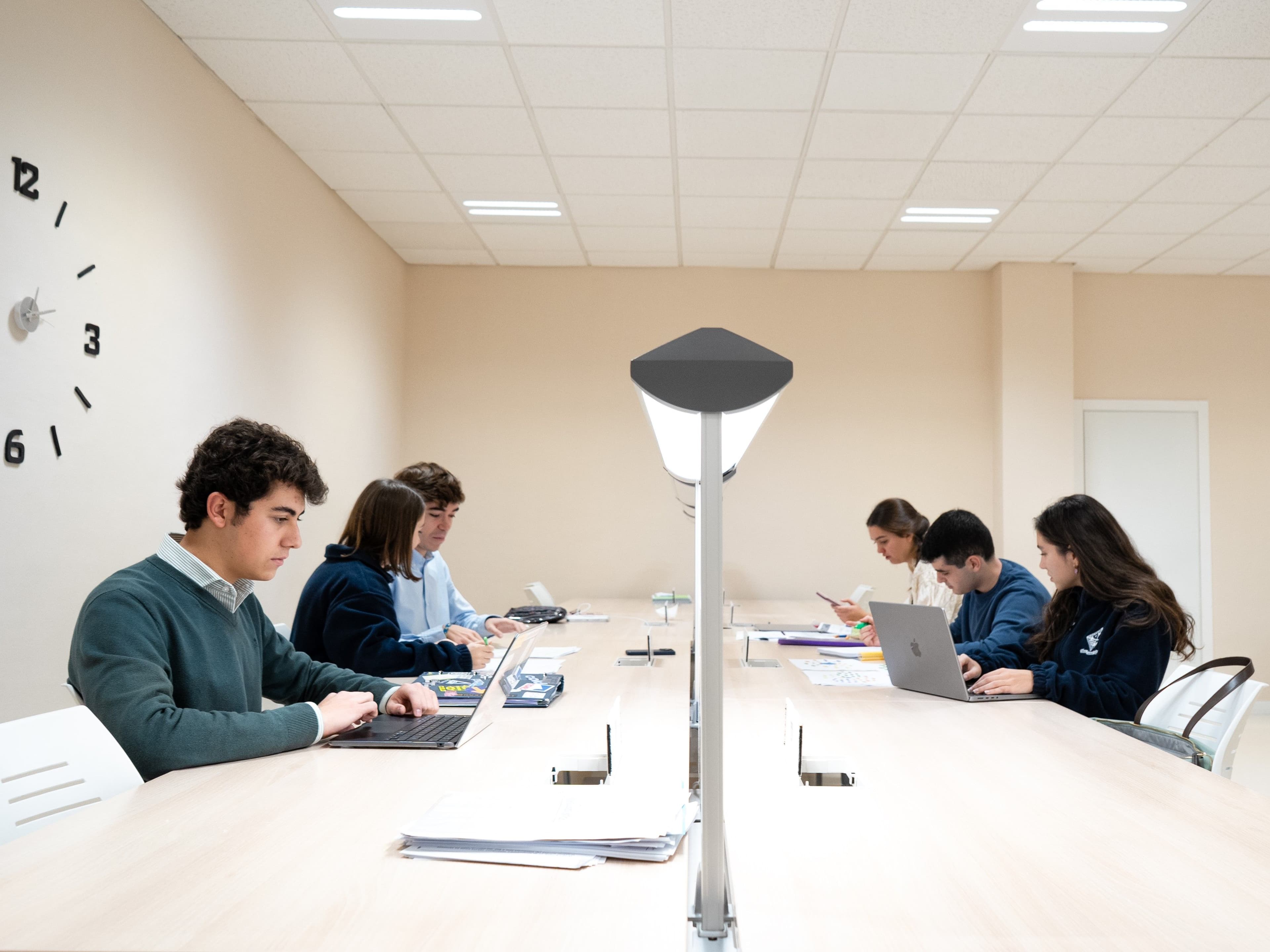 Incoming ALOJAMIENTO Colegio Mayor_ Basic1 Incoming ALOJAMIENTO Estudiar en Universidad Privada Madrid