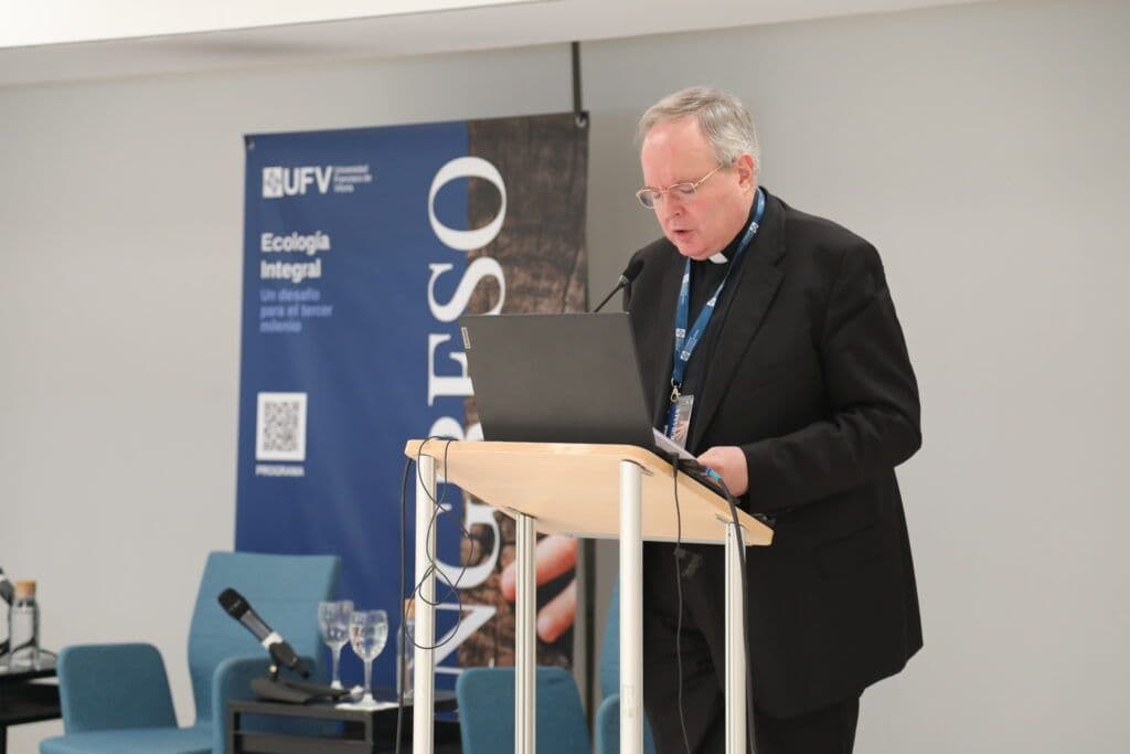 La Universidad Francisco de Vitoria destaca la necesidad de una ecología integral para enfrentar los retos actuales en el VI Congreso Razón Abierta | UFV Congreso-Razon-Abierta-Mons.-Fernando-Chica-1024x683 La Universidad Francisco de Vitoria destaca la necesidad de una ecología integral para enfrentar los retos actuales en el VI Congreso Razón Abierta | UFV Estudiar en Universidad Privada Madrid