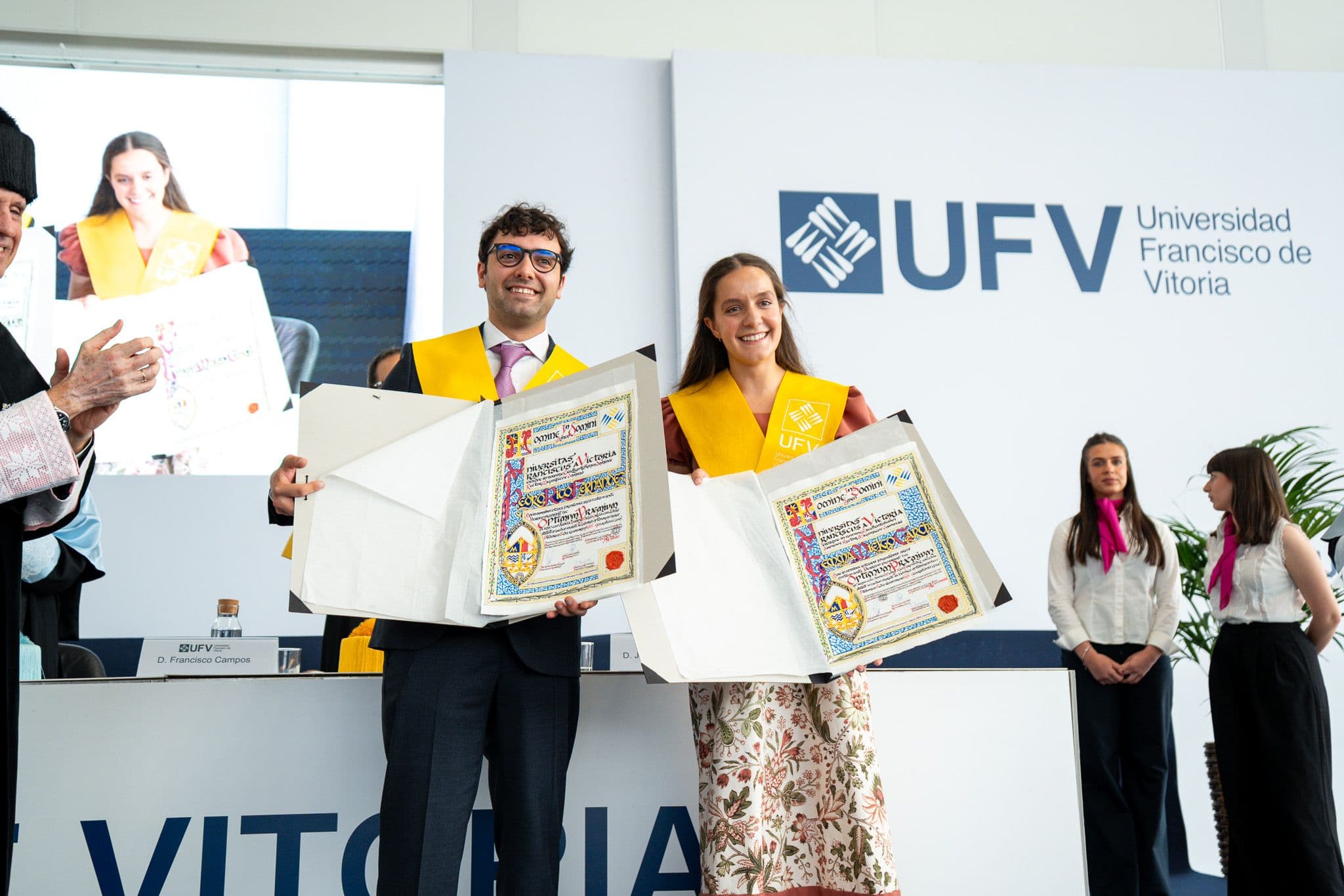 La Universidad Francisco de Vitoria gradúa a más de 5.000 alumnos llamados a liderar con humanidad en la era de la inteligencia artificial DSC00544 La Universidad Francisco de Vitoria gradúa a más de 5.000 alumnos llamados a liderar con humanidad en la era de la inteligencia artificial Estudiar en Universidad Privada Madrid