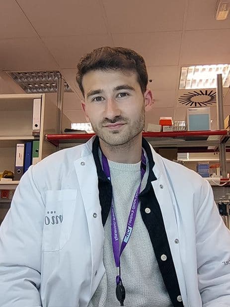 Estudiar doble Grado Farmacia y Biotecnología en Madrid. Eduardo-Garvín-Jiménez Estudiar doble Grado Farmacia y Biotecnología en Madrid. Estudiar en Universidad Privada Madrid