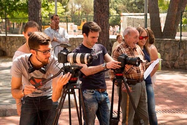 El cortometraje ‘¿Viejos?’, seleccionado en cinco certámenes nacionales e internacionales | UFV El-cortometraje-Viejos-seleccionado-en-cinco-certamenes-nacionales-e-internacionales-1 El cortometraje ‘¿Viejos?’, seleccionado en cinco certámenes nacionales e internacionales | UFV Estudiar en Universidad Privada Madrid