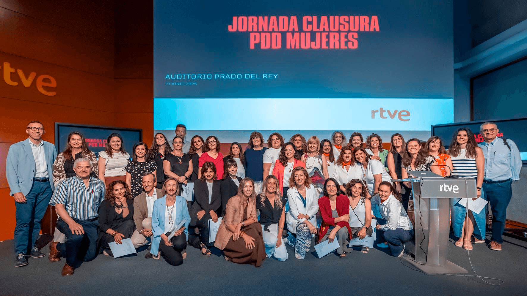La UFV clausura el programa ‘Lidera en Femenino RTVE’, una iniciativa para impulsar el liderazgo femenino en la corporación pública | UFV FOTO-RTVE-edit La UFV clausura el programa ‘Lidera en Femenino RTVE’, una iniciativa para impulsar el liderazgo femenino en la corporación pública | UFV Estudiar en Universidad Privada Madrid