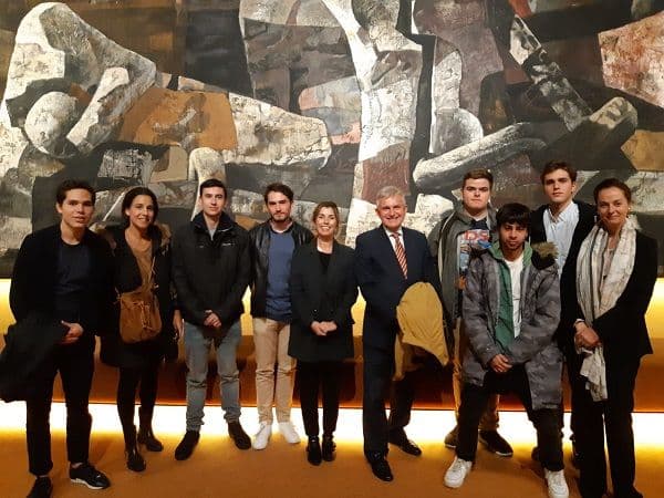 Profesores y alumnos de los Grados en Humanidades y Filosofía Política y Economía (FPE) asisten a una actividad sobre Teatro Griego y son recibidos en el CSIC | UFV Fundacioin-Juan-MArch Profesores y alumnos de los Grados en Humanidades y Filosofía Política y Economía (FPE) asisten a una actividad sobre Teatro Griego y son recibidos en el CSIC | UFV Estudiar en Universidad Privada Madrid