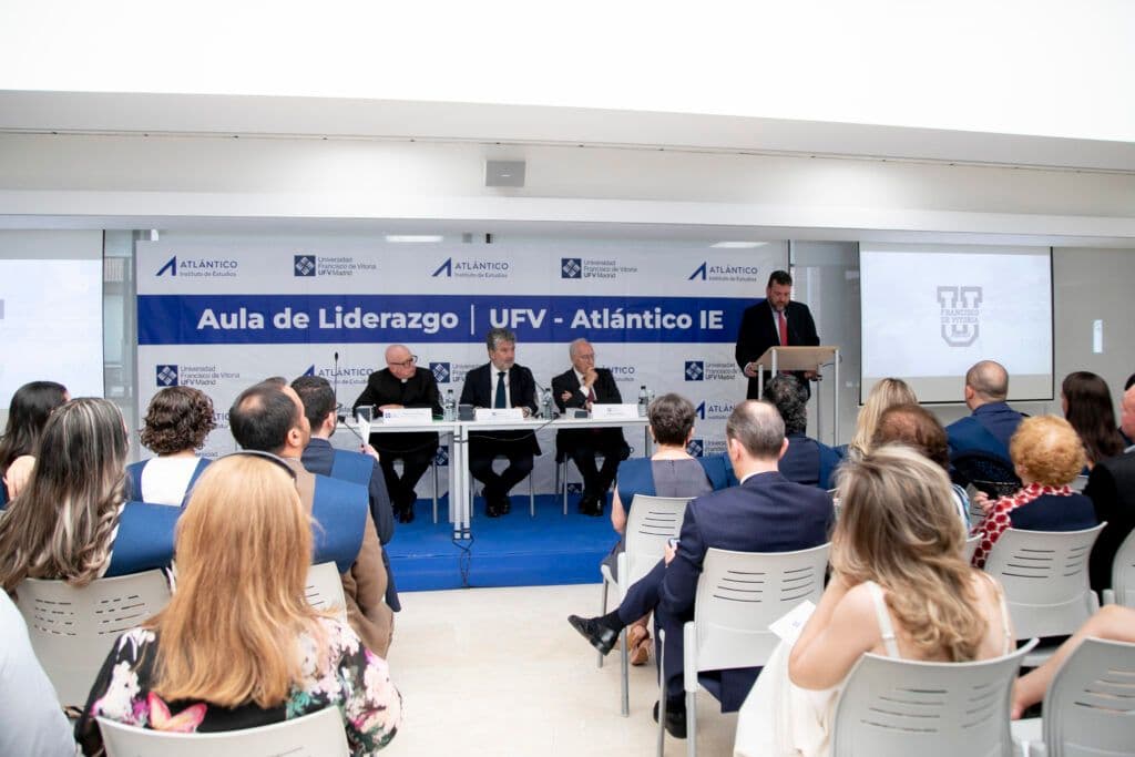 La Universidad Francisco de Vitoria celebra el acto de graduación del Máster en Acción Política del curso 22/23 | Noticias de Actualidad UFV | UFV GraduacionUFV_061-1024x683 La Universidad Francisco de Vitoria celebra el acto de graduación del Máster en Acción Política del curso 22/23 | Noticias de Actualidad UFV | UFV Estudiar en Universidad Privada Madrid