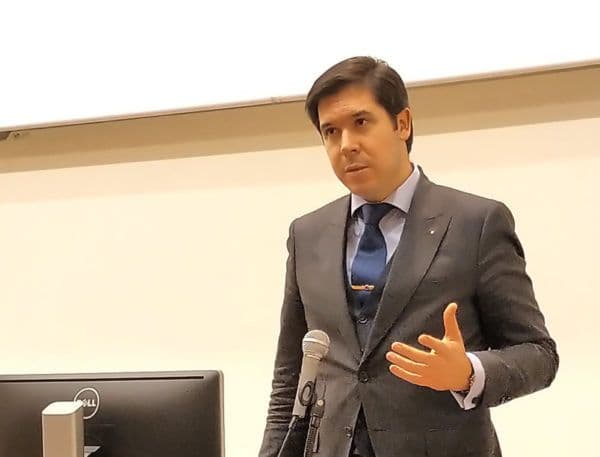 El profesor Álvaro de la Torre realiza una estancia de docencia en la Université d’Angers, Francia | UFV IMG_20191203_1823005_Easy-Resize.com_-e1576582210800 El profesor Álvaro de la Torre realiza una estancia de docencia en la Université d’Angers, Francia | UFV Estudiar en Universidad Privada Madrid