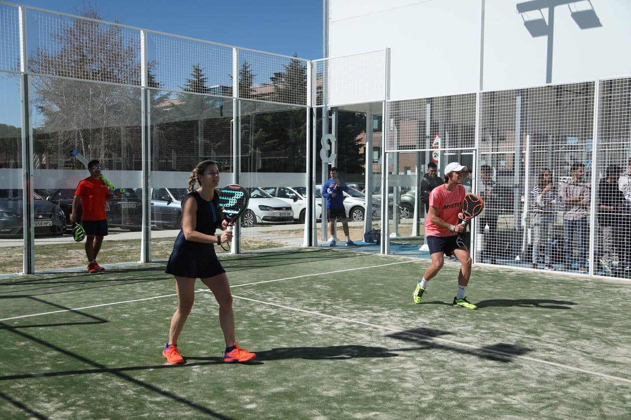 Nuestros alumnos de CAFYD aprenden entrenamiento técnico táctico con Manu Martí | UFV IMG_4648_Easy-Resize.com Nuestros alumnos de CAFYD aprenden entrenamiento técnico táctico con Manu Martí | UFV Estudiar en Universidad Privada Madrid
