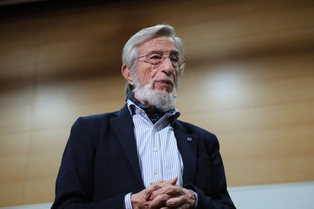 “La salud no solo trata de cuidar el cuerpo, sino también de alimentar el espíritu”: Marían Rojas en el 20º aniversario del Congreso Internacional de Oncología para Estudiantes de la Universidad de Navarra celebrado en la Universidad Francisco de Vitoria IMG_5989-1024x683 “La salud no solo trata de cuidar el cuerpo, sino también de alimentar el espíritu”: Marían Rojas en el 20º aniversario del Congreso Internacional de Oncología para Estudiantes de la Universidad de Navarra celebrado en la Universidad Francisco de Vitoria Estudiar en Universidad Privada Madrid