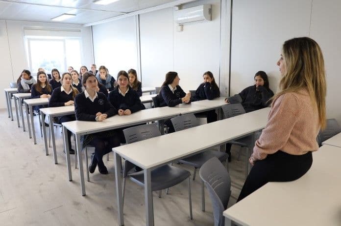 La UFV celebra el Día Internacional de la Mujer y la Niña en la Ciencia con 10 investigadoras y más de 250 alumnas de ESO, Bachillerato y FP | Noticias de Actualidad UFV | UFV Influenceer La UFV celebra el Día Internacional de la Mujer y la Niña en la Ciencia con 10 investigadoras y más de 250 alumnas de ESO, Bachillerato y FP | Noticias de Actualidad UFV | UFV Estudiar en Universidad Privada Madrid