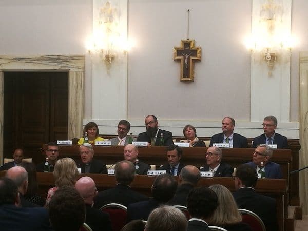 La Universidad Francisco de Vitoria y la Fundación vaticana Joseph Ratzinger-Benedicto XVI anuncian la 3ª edición de los Premios Razón Abierta | UFV La-Universidad-Francisco-de-Vitoria-y-la-Fundacion-vaticana-Joseph-Ratzinger-Benedicto-XVI-anuncian-la-3a-edicion-de-los-Premios-Razon-Abierta-1 La Universidad Francisco de Vitoria y la Fundación vaticana Joseph Ratzinger-Benedicto XVI anuncian la 3ª edición de los Premios Razón Abierta | UFV Estudiar en Universidad Privada Madrid