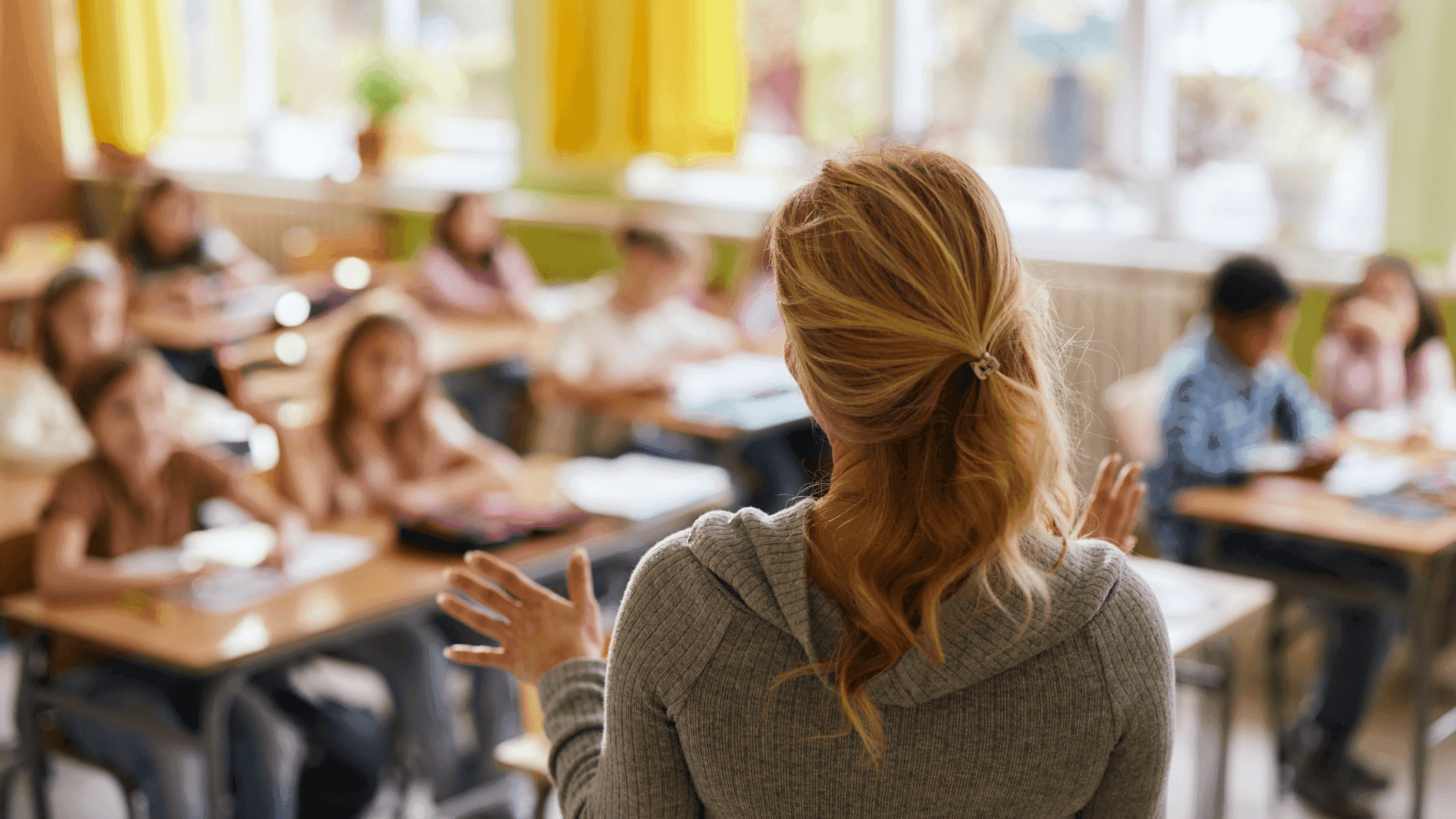 Máster Universitario en Profesor de Educación Secundaria Obligatoria y Bachillerato, Formación Profesional y Enseñanzas de Idiomas - Postgrados Universidad Francisco de Vitoria M11_Hero Imagen Destacada_Máster universitario en profesor de educación secundaria obligatoria y bachillerato, formación profesional y enseñanzas de idiomas Máster Universitario en Profesor de Educación Secundaria Obligatoria y Bachillerato, Formación Profesional y Enseñanzas de Idiomas - Postgrados Universidad Francisco de Vitoria Estudiar en Universidad Privada Madrid