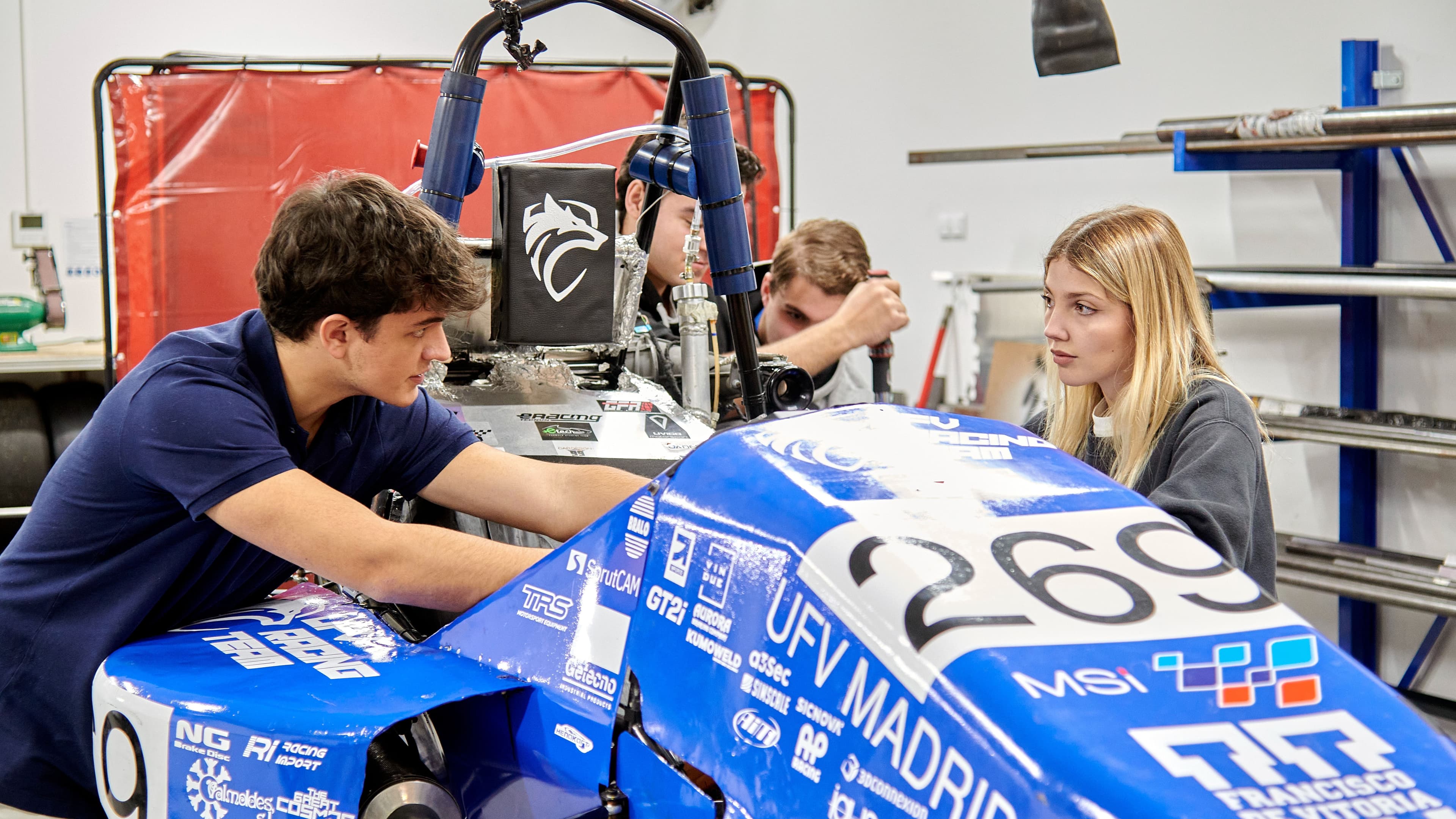 Doble Grado Ingeniería Sistemas Industriales + Industria Conectada M11_Hero título_Ing. Sistemas Industriales y Ing. Industria Conectada Doble Grado Ingeniería Sistemas Industriales + Industria Conectada Estudiar en Universidad Privada Madrid