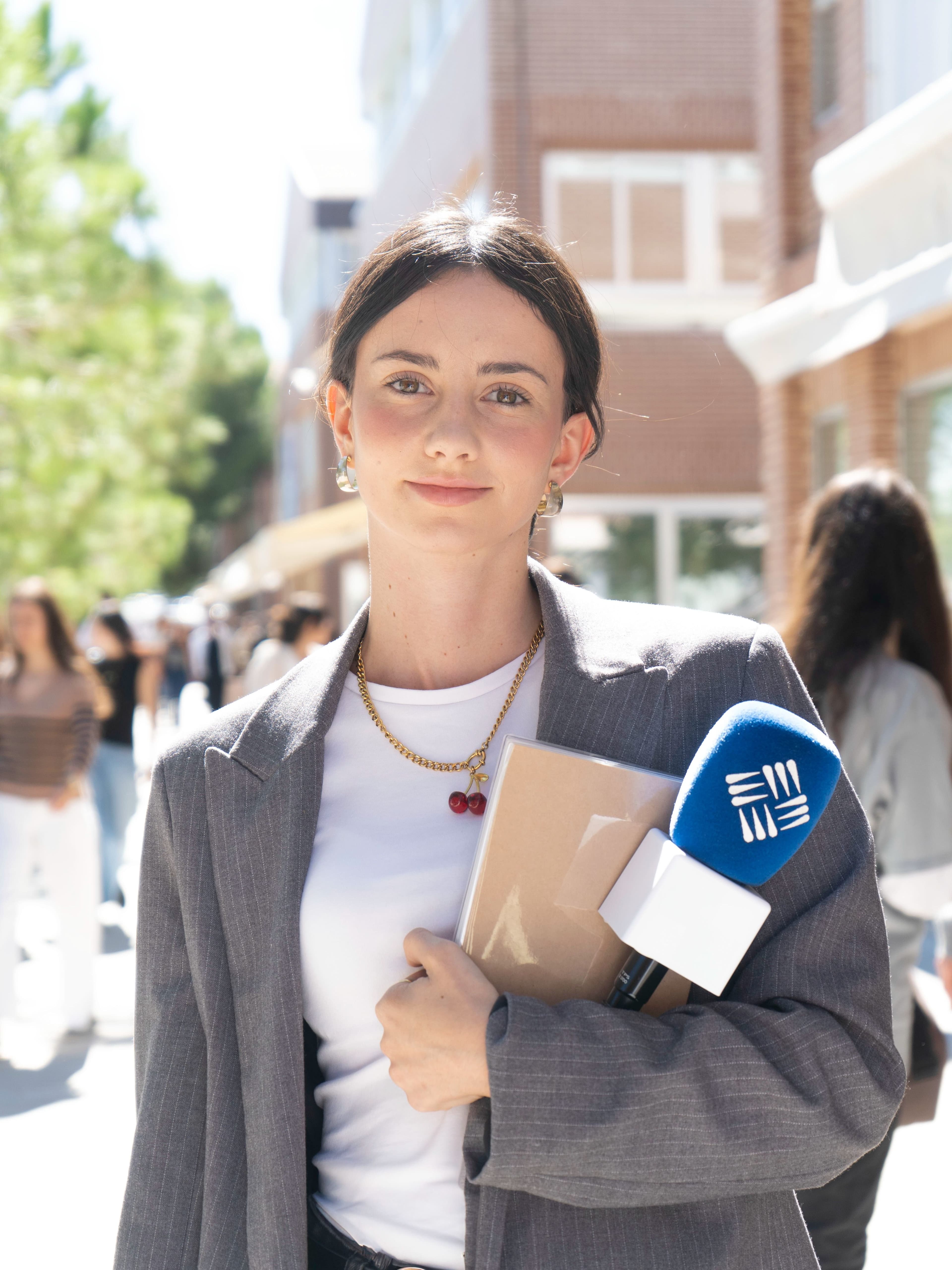 Sports Journalism Degree in Madrid ▷ Study Journalism in Spain M21_Vertical_ContentText1_Periodismo Sports Journalism Degree in Madrid ▷ Study Journalism in Spain Study at the Universidad Privada Madrid