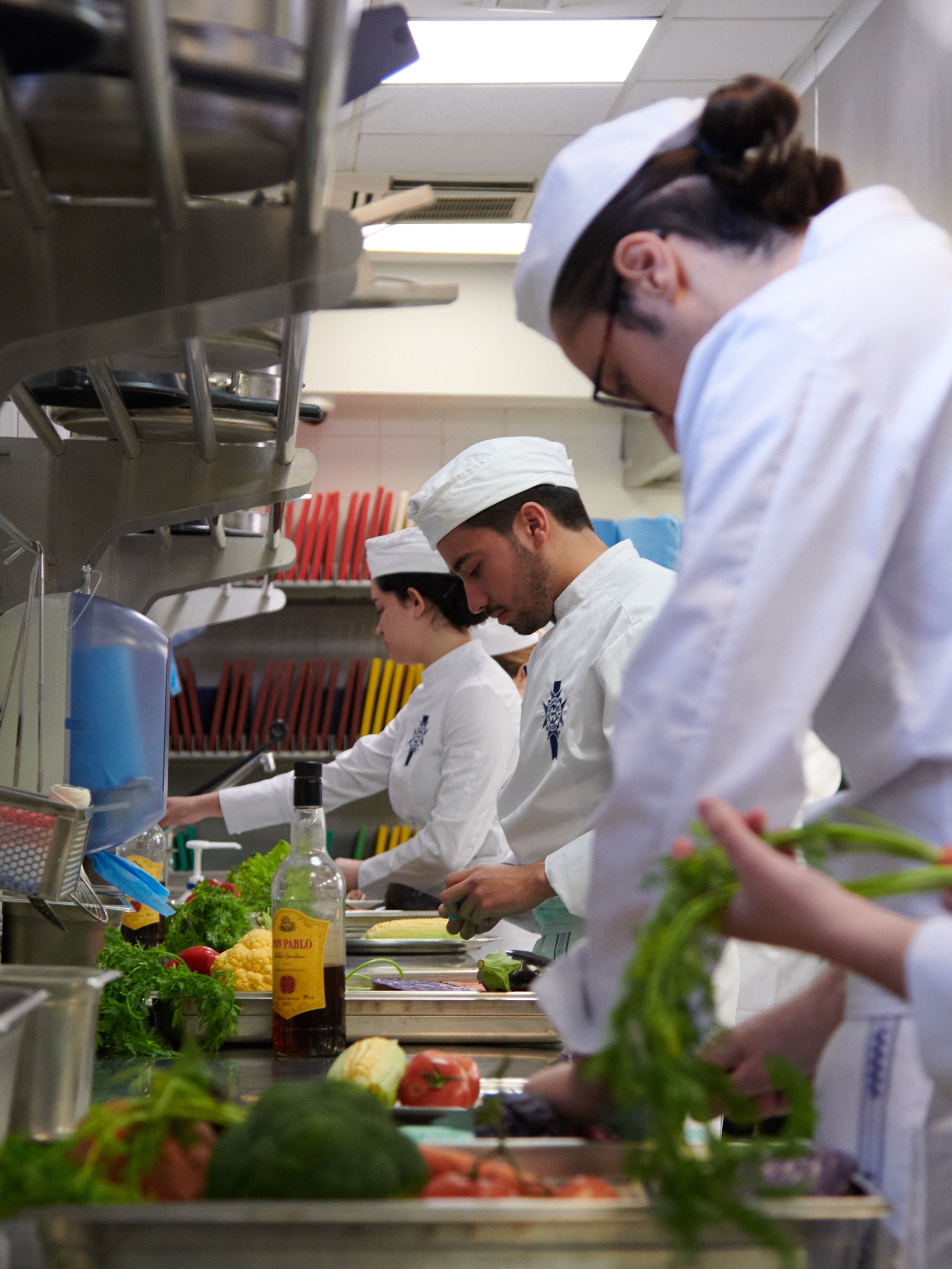 Double degree in Business Administration and Gastronomy in Madrid M21_Vertical_Content Text1_gastronomía+ADE Double degree in Business Administration and Gastronomy in Madrid Study at the Universidad Privada Madrid