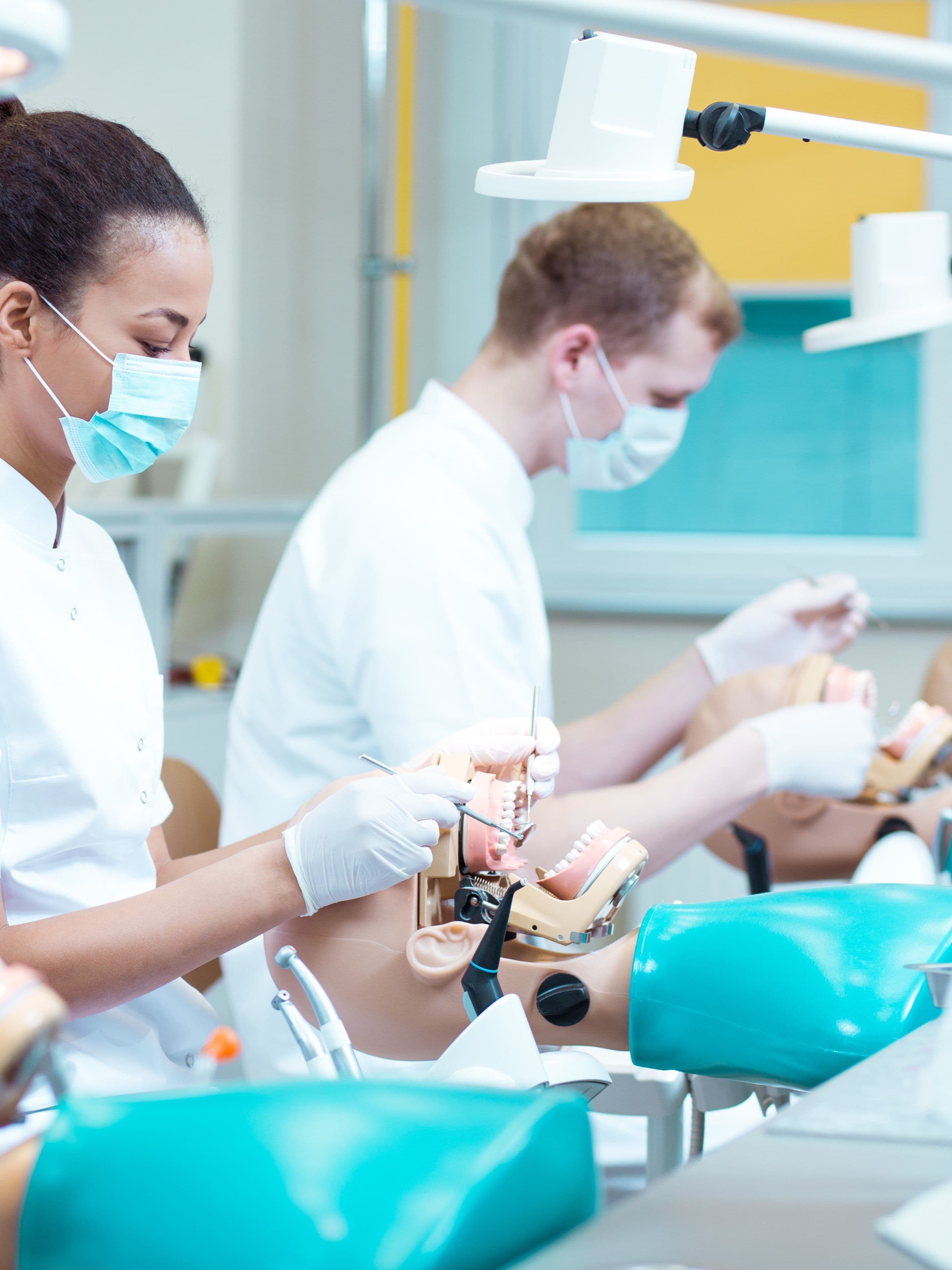 Odontología en Madrid en Universidad Privada ▷ Estudiar Grado Odontología M21_Vertical_ContentText2_Odontología Odontología en Madrid en Universidad Privada ▷ Estudiar Grado Odontología Estudiar en Universidad Privada Madrid