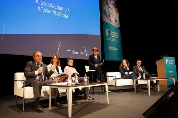 Eduardo Avello, Director de CETYS, participa en la mesa redonda Tendencias en Empleo y Formación: Revolucionando la Formación Profesional | UFV MG_1000-1 Eduardo Avello, Director de CETYS, participa en la mesa redonda Tendencias en Empleo y Formación: Revolucionando la Formación Profesional | UFV Estudiar en Universidad Privada Madrid