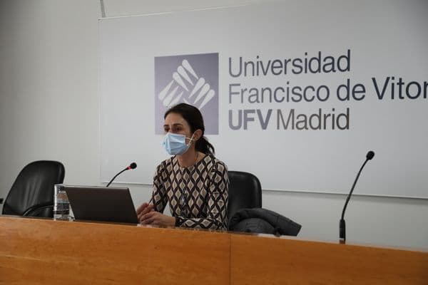 Paloma Lozano, de Innotage to Europe, visita la UFV para explicar el Programa Erasmus para jóvenes emprendedores | Noticias de Actualidad UFV | UFV Paloma-Lozano-1 Paloma Lozano, de Innotage to Europe, visita la UFV para explicar el Programa Erasmus para jóvenes emprendedores | Noticias de Actualidad UFV | UFV Estudiar en Universidad Privada Madrid
