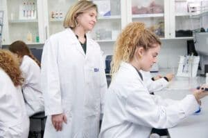 La UFV abre la convocatoria para inscribirse en sus programas de Postgrado y especialización del curso 24/25 | UFV TOL_3580-300x200 La UFV abre la convocatoria para inscribirse en sus programas de Postgrado y especialización del curso 24/25 | UFV Estudiar en Universidad Privada Madrid