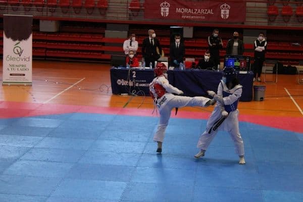 Leyre Zugazaga, alumna de 2º Fisioterapia, campeona de Madrid de Taekwondo | UFV Webp.net-resizeimage-7 Leyre Zugazaga, alumna de 2º Fisioterapia, campeona de Madrid de Taekwondo | UFV Estudiar en Universidad Privada Madrid