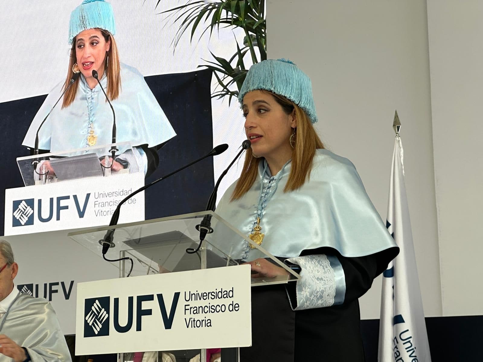 La Universidad Francisco de Vitoria gradúa a más de 5.000 alumnos llamados a liderar con humanidad en la era de la inteligencia artificial WhatsApp Image 2026-06-05 at 11.44.08 La Universidad Francisco de Vitoria gradúa a más de 5.000 alumnos llamados a liderar con humanidad en la era de la inteligencia artificial Estudiar en Universidad Privada Madrid