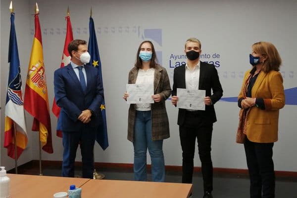 Dos alumnos de Las Rozas reciben una beca de excelencia de la UFV | UFV beca-las-rozas-ufv Dos alumnos de Las Rozas reciben una beca de excelencia de la UFV | UFV Estudiar en Universidad Privada Madrid