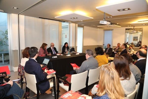 Benigno Blanco, expresidente del Foro Español de la Familia, analiza la situación de la familia en España en una charla en la Universidad Francisco de Vitoria | UFV charla-Benigno-Blanco-general Benigno Blanco, expresidente del Foro Español de la Familia, analiza la situación de la familia en España en una charla en la Universidad Francisco de Vitoria | UFV Estudiar en Universidad Privada Madrid