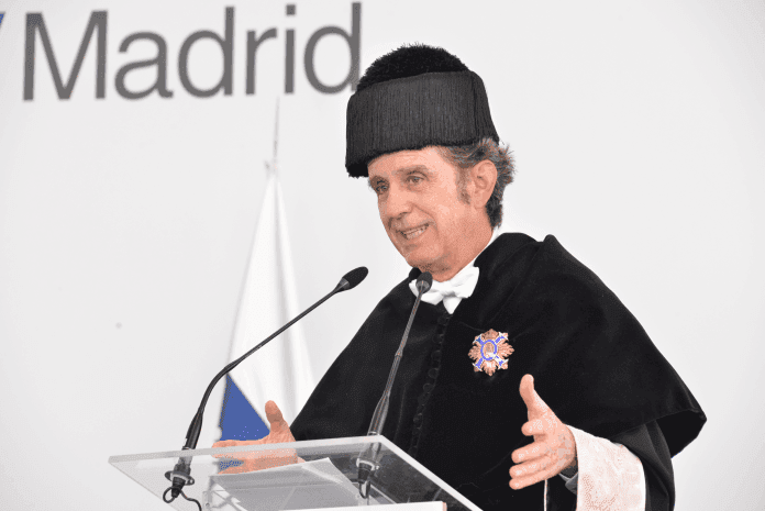 Cerca de 2000 alumnos de la Universidad Francisco de Vitoria se gradúan este curso 2022/2023 | Noticias de Actualidad UFV | UFV daniel-discurso Cerca de 2000 alumnos de la Universidad Francisco de Vitoria se gradúan este curso 2022/2023 | Noticias de Actualidad UFV | UFV Estudiar en Universidad Privada Madrid