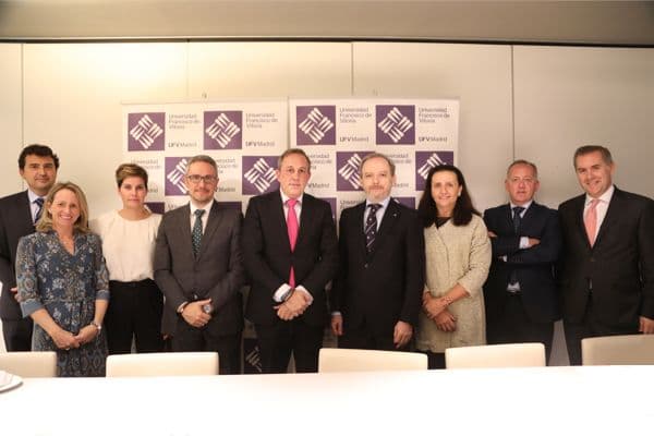 La Universidad Francisco de Vitoria firma un convenio de colaboración con BCD Travel | UFV firma-convenio La Universidad Francisco de Vitoria firma un convenio de colaboración con BCD Travel | UFV Estudiar en Universidad Privada Madrid