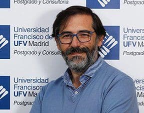 Jesús Alcalá, director del Máster de Profesorado y profesor de metodología del juego en la UFV, explica la importancia que tiene que los niños utilicen juguetes para manifestar sus emociones durante la cuarentena | UFV jesus-alcala-pq Jesús Alcalá, director del Máster de Profesorado y profesor de metodología del juego en la UFV, explica la importancia que tiene que los niños utilicen juguetes para manifestar sus emociones durante la cuarentena | UFV Estudiar en Universidad Privada Madrid