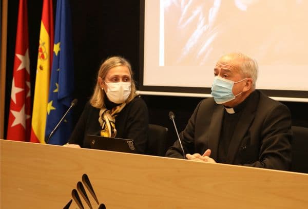 El P. Ángel Llorente, L.C. presenta su nuevo libro ‘No tengas miedo’ | UFV libro-llorente El P. Ángel Llorente, L.C. presenta su nuevo libro ‘No tengas miedo’ | UFV Estudiar en Universidad Privada Madrid