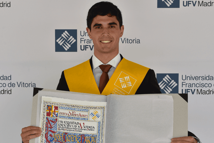 Cerca de 2000 alumnos de la Universidad Francisco de Vitoria se gradúan este curso 2022/2023 | Noticias de Actualidad UFV | UFV medicina-optimus Cerca de 2000 alumnos de la Universidad Francisco de Vitoria se gradúan este curso 2022/2023 | Noticias de Actualidad UFV | UFV Estudiar en Universidad Privada Madrid