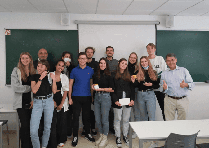 El Centro de Emprendimiento celebra las presentaciones finales del ‘Entrepreneurship Course’, del Programa Internacional UFV | UFV presentaciones-emprendimiento-1 El Centro de Emprendimiento celebra las presentaciones finales del ‘Entrepreneurship Course’, del Programa Internacional UFV | UFV Estudiar en Universidad Privada Madrid