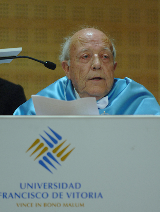 Doctorados Honoris Causa JOSE JIMENEZ LOZANO Doctorados Honoris Causa Estudiar en Universidad Privada Madrid