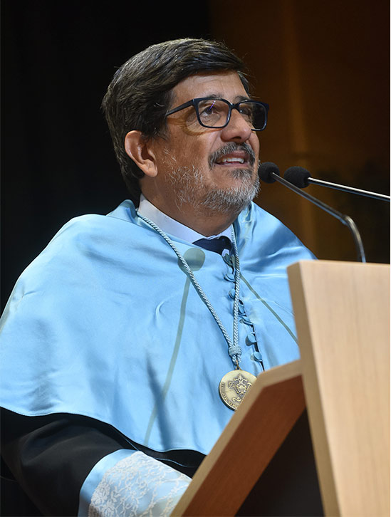 Actos académicos curso 2019/2020 angel barahona acto 2019 2020 Actos académicos curso 2019/2020 Estudiar en Universidad Privada Madrid
