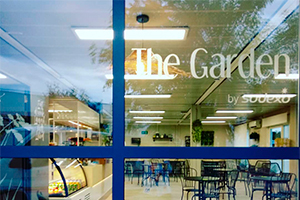 En tus cafeterías exterior the garden cafeteria edificio M UFV En tus cafeterías Estudiar en Universidad Privada Madrid