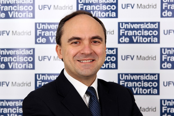 Pablo López Raso analiza las obras de la última edición de ARCO en El Confidencial Pablo López Raso Pablo López Raso analiza las obras de la última edición de ARCO en El Confidencial Estudiar en Universidad Privada Madrid