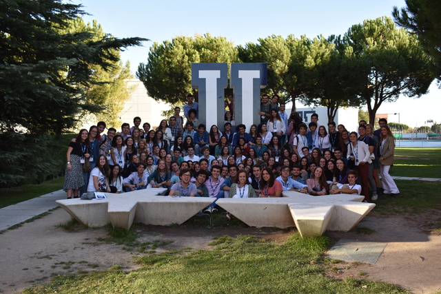 Jornada de Inicio de Curso ELU: La felicidad solo es real cuando es compartida DSC 0535 1 Easy Resize.com Jornada de Inicio de Curso ELU: La felicidad solo es real cuando es compartida Estudiar en Universidad Privada Madrid
