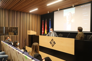 Rafael Ansón mantiene un encuentro con nuestros alumnos del Grado en Gastronomía rafael anson ufv3 Rafael Ansón mantiene un encuentro con nuestros alumnos del Grado en Gastronomía Estudiar en Universidad Privada Madrid