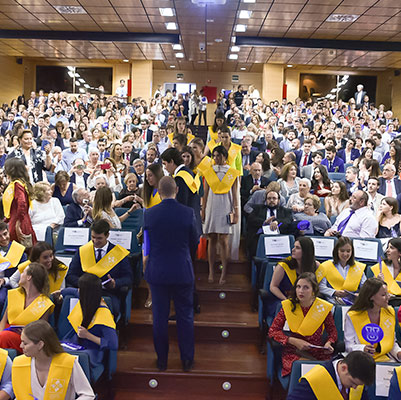 Actos académicos curso 2018/2019 medicina graduacion 19 18 04 Actos académicos curso 2018/2019 Estudiar en Universidad Privada Madrid