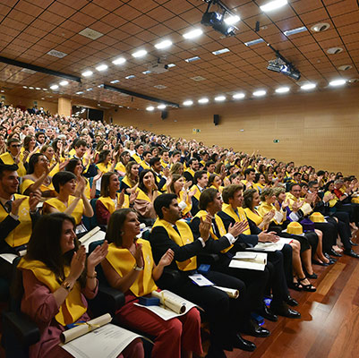 Actos académicos curso 2018/2019 medicina graduacion 19 18 14 Actos académicos curso 2018/2019 Estudiar en Universidad Privada Madrid