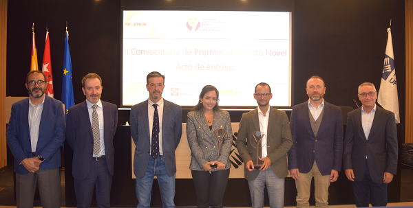 Dos jóvenes investigadores del CNIO y el Hospital Clínic de Barcelona, premiados por sus investigaciones en Inmunología premios catedra UFV Merck Dos jóvenes investigadores del CNIO y el Hospital Clínic de Barcelona, premiados por sus investigaciones en Inmunología Estudiar en Universidad Privada Madrid