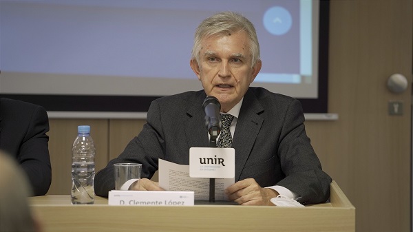 La Universidad Francisco de Vitoria (Madrid) y la Fundación UNIR presentan el I Congreso Internacional Iberoamericano Clemente Lopez vicerrector de UFV. La Universidad Francisco de Vitoria (Madrid) y la Fundación UNIR presentan el I Congreso Internacional Iberoamericano Estudiar en Universidad Privada Madrid