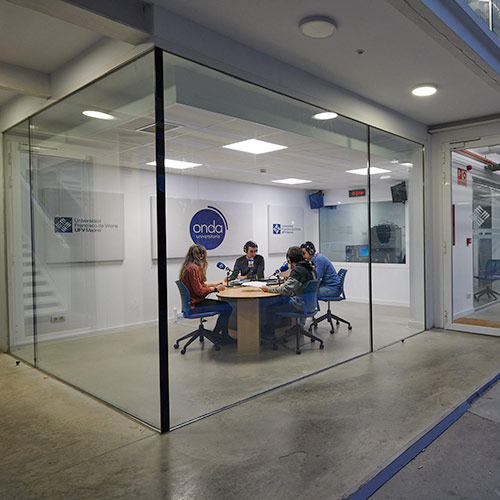 radio edificio comunicacion UFV Periodismo Estudiar en Universidad Privada Madrid