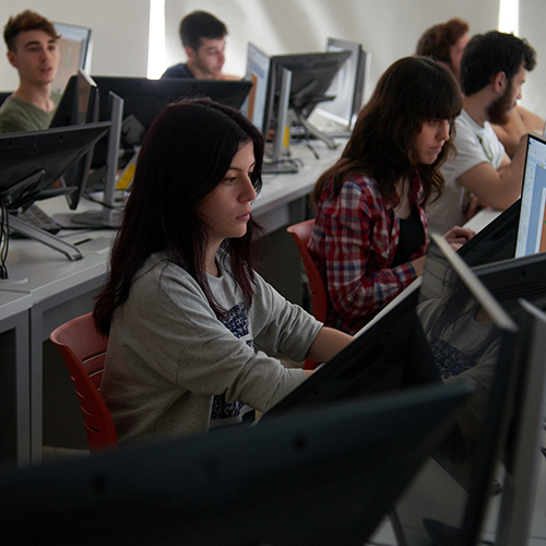 videojuegos instalaciones 2 Creación y Narración de Videojuegos Estudiar en Universidad Privada Madrid