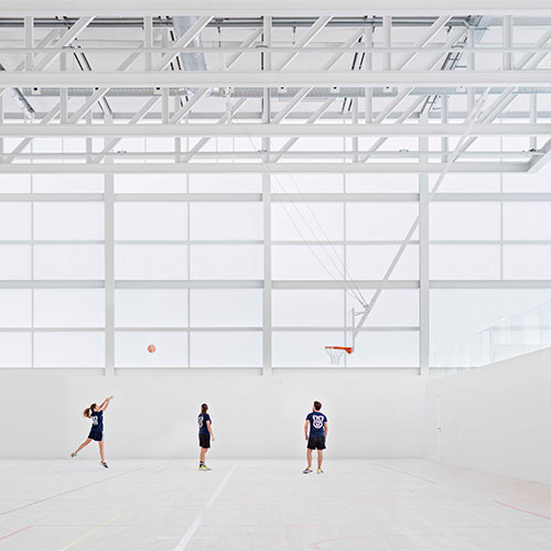 centro deportivo interior Arquitectura Estudiar en Universidad Privada Madrid