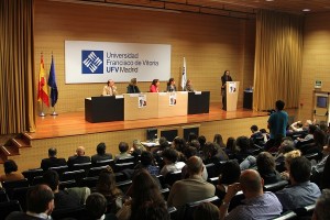 El colegio Orvalle del municipio de Las Rozas gana la IV edición del Torneo Intermunicipal de Debate Escolar celebrado en la Universidad Francisco de Vitoria (Madrid) IMG 3905b 300x200 El colegio Orvalle del municipio de Las Rozas gana la IV edición del Torneo Intermunicipal de Debate Escolar celebrado en la Universidad Francisco de Vitoria (Madrid) Estudiar en Universidad Privada Madrid